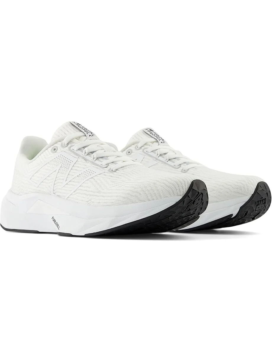 Кроссовки New Balance FuelCell Propel v5 — 1