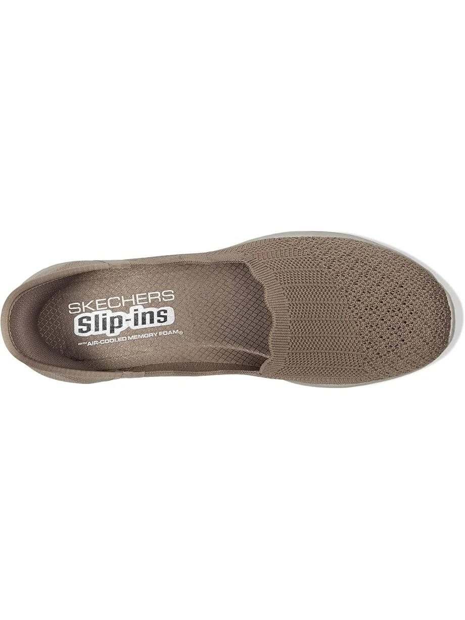 Туфли на плоской подошве SKECHERS Seager - Believe It Hands Free Slip-Ins — 2