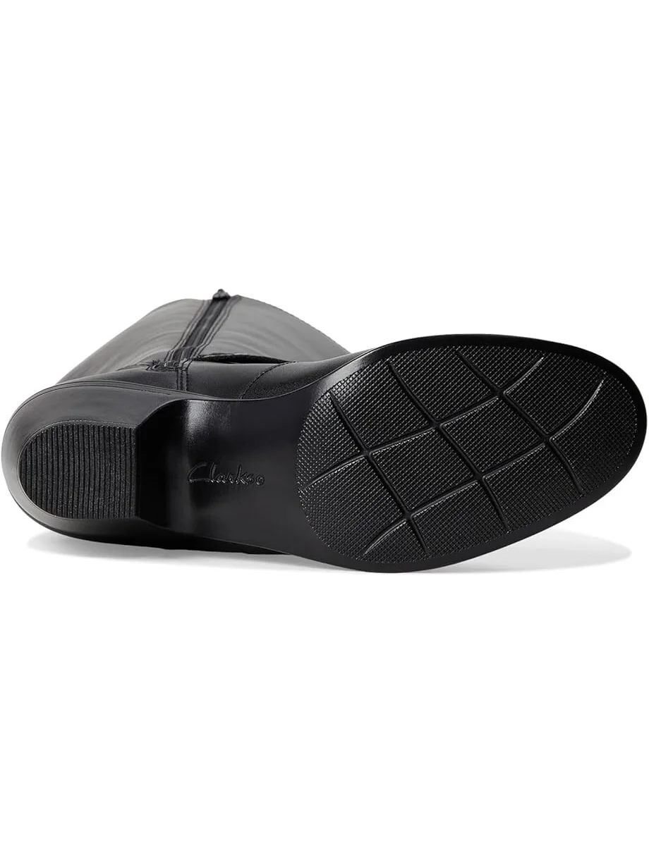 Сапоги женские Clarks Emily 2 Dream кожаные с ремешком — 3
