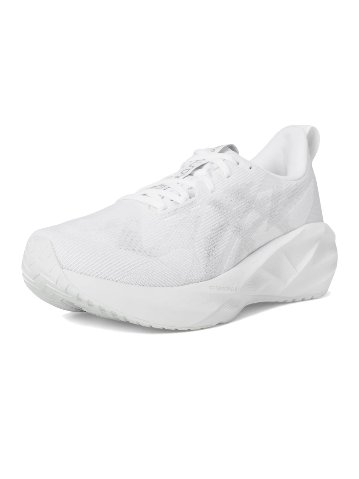 Кроссовки ASICS Novablast 5 — 7