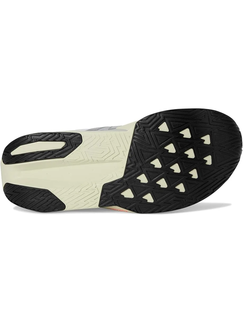 Кроссовки New Balance FuelCell Rebel v5 — 3