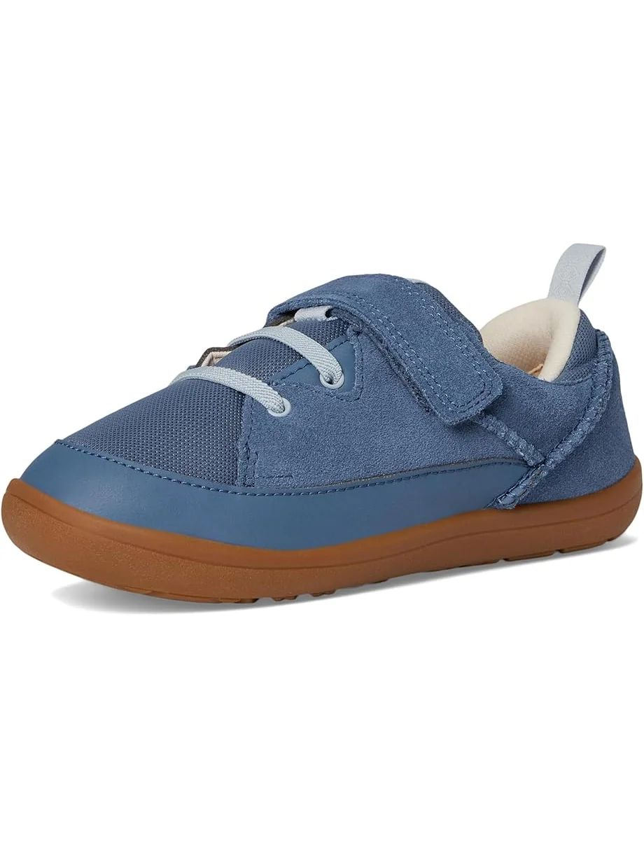 Детские кроссовки Ugg Adventurer (для малышей и детей) UGG Kids — 7