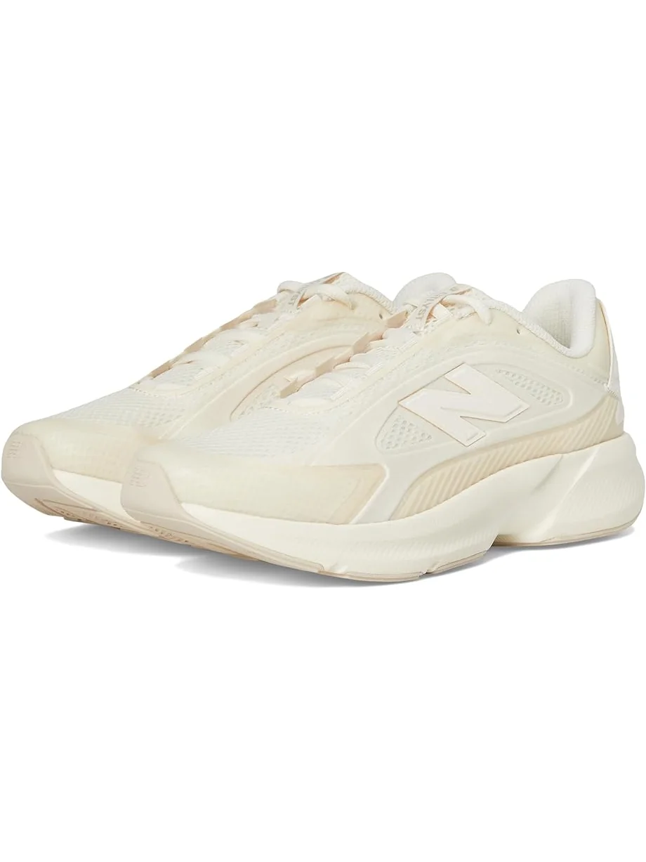 Женские кроссовки New Balance Catalyst — 1