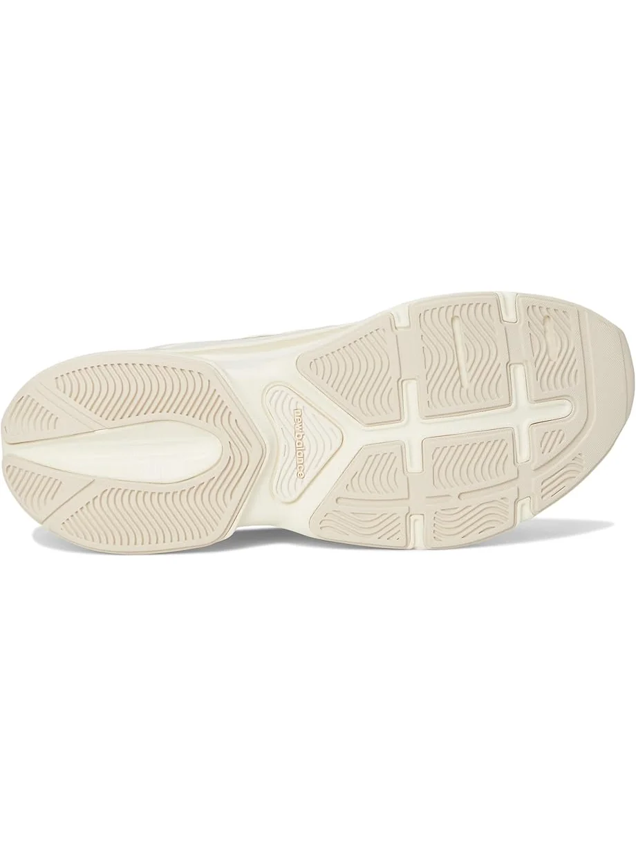 Женские кроссовки New Balance Catalyst — 3