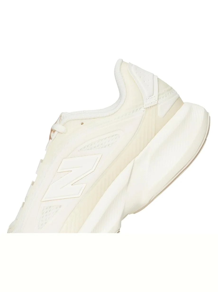 Женские кроссовки New Balance Catalyst — 6