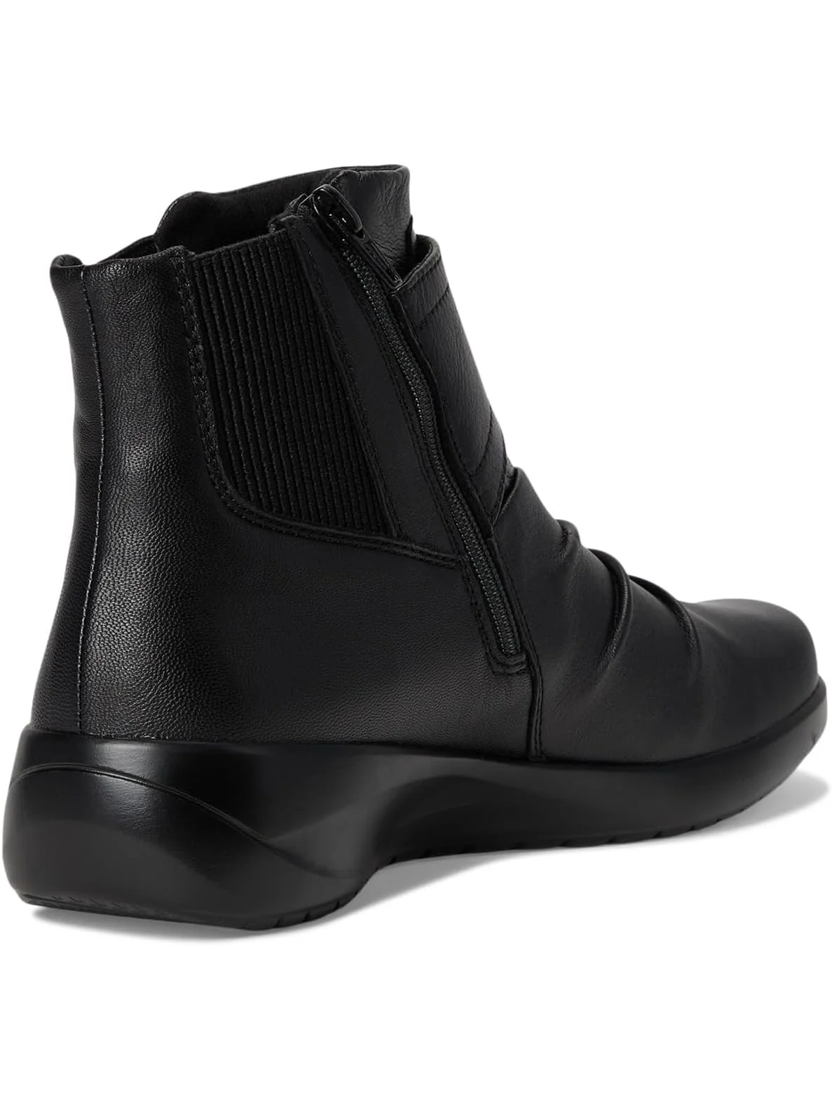 Ботинки женские Clarks Kaetlyn Sara кожаные со сборкой — 5