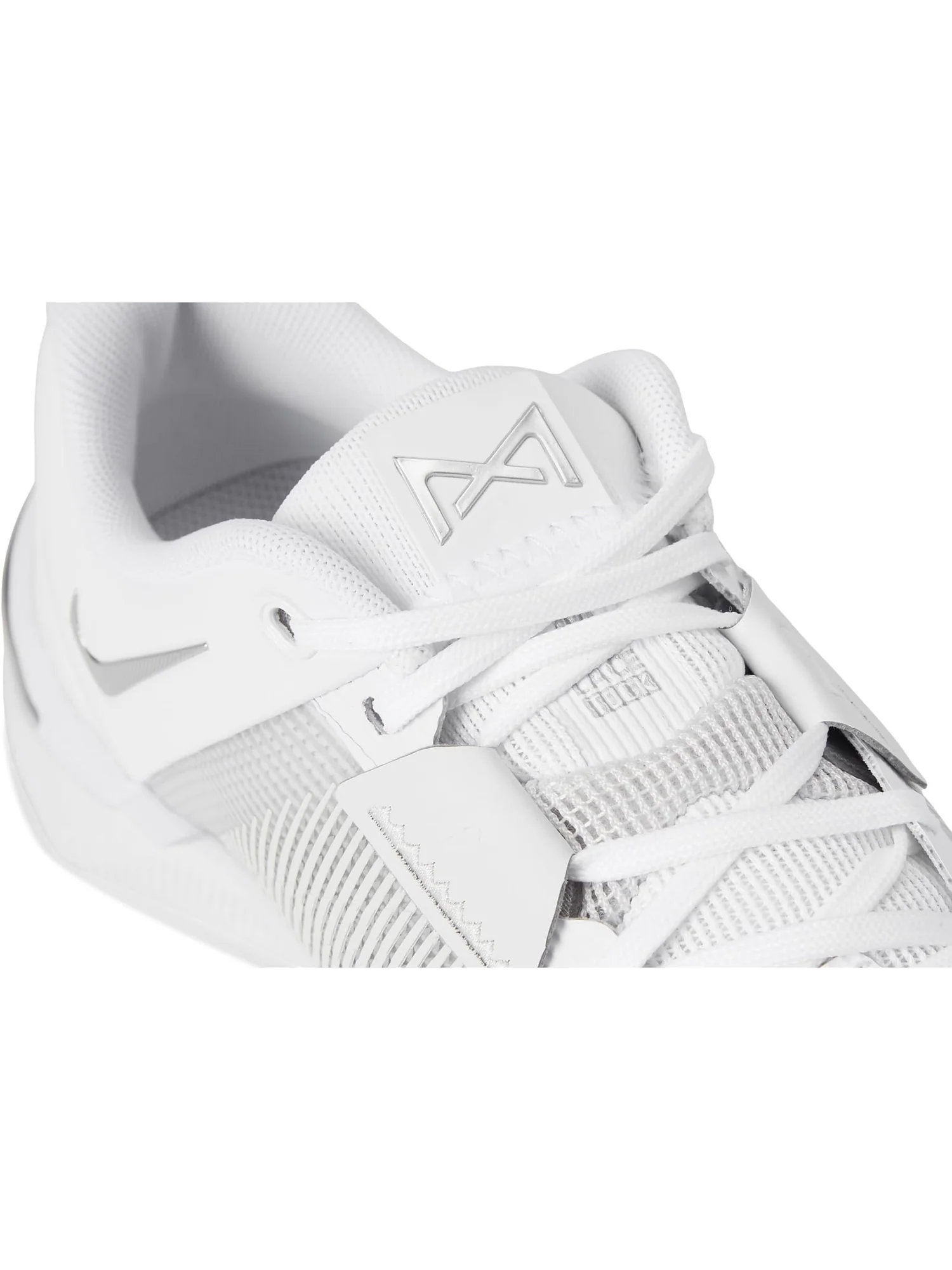 Кроссовки Nike Women's Metcon 10 White/Metallic Silver/Platinum Tint — 6