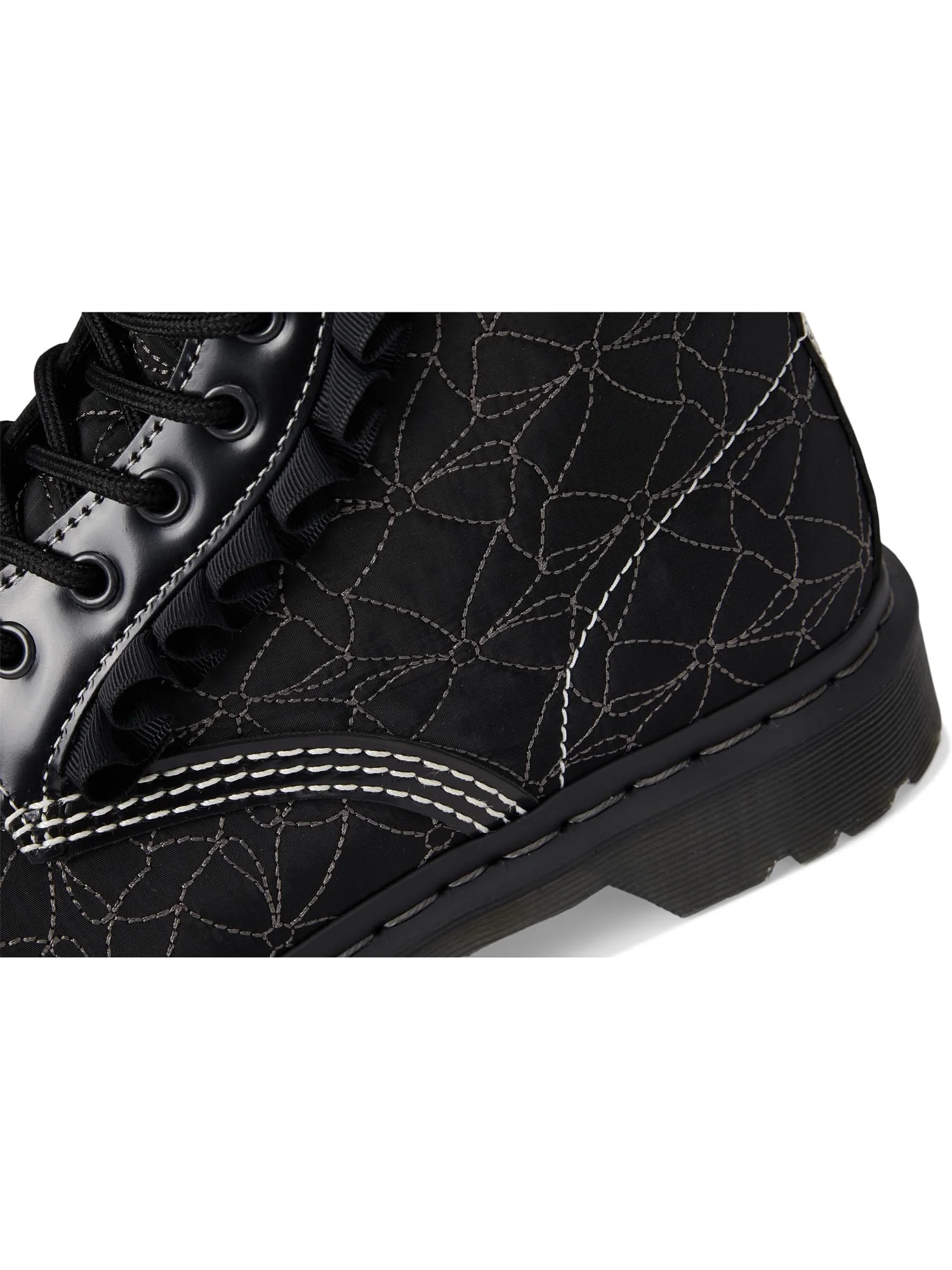 Ботинки Dr. Martens Women's 1460 Frill — 6