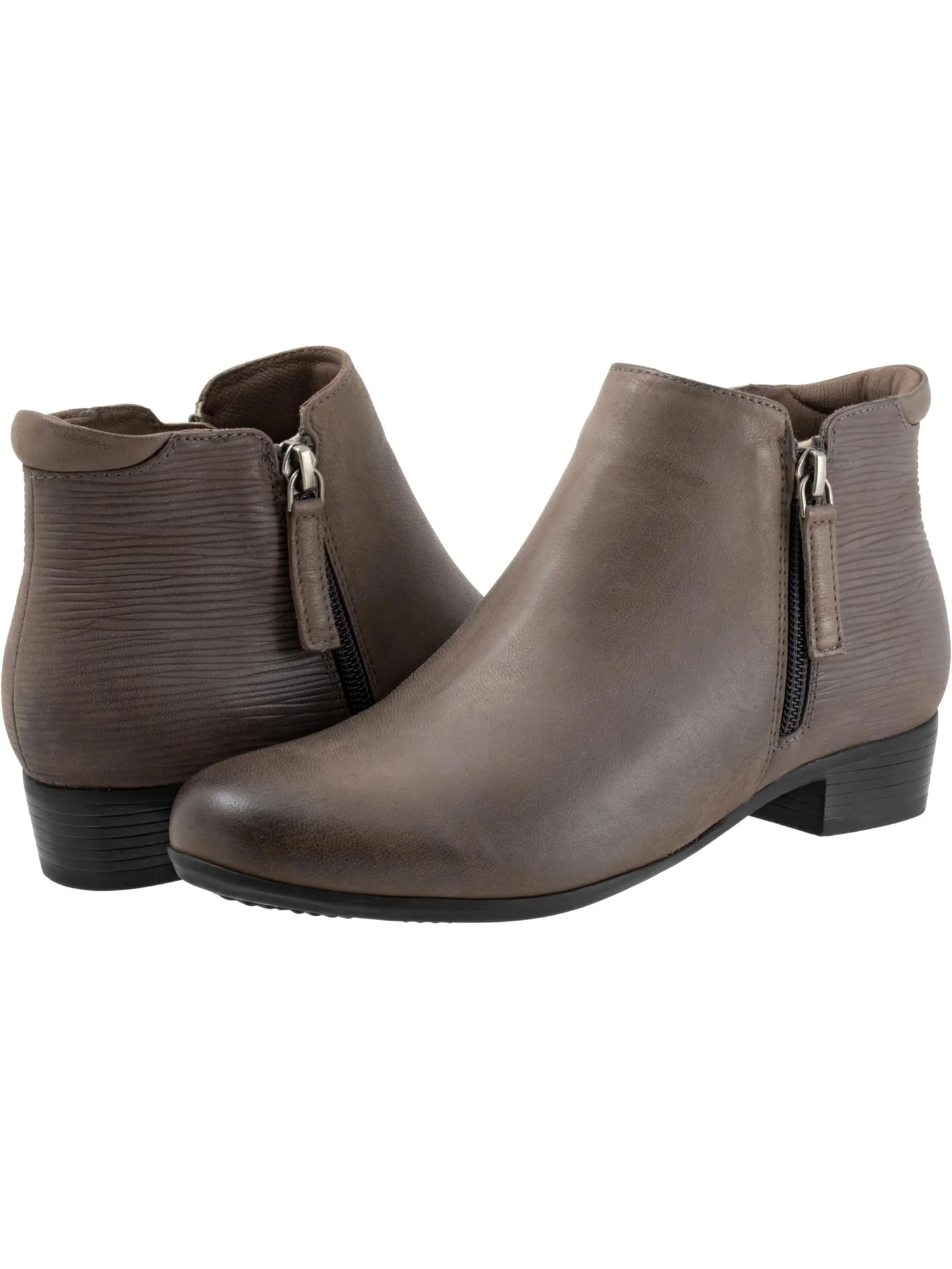 Ботинки Trotters Women's Major Embossed — 1