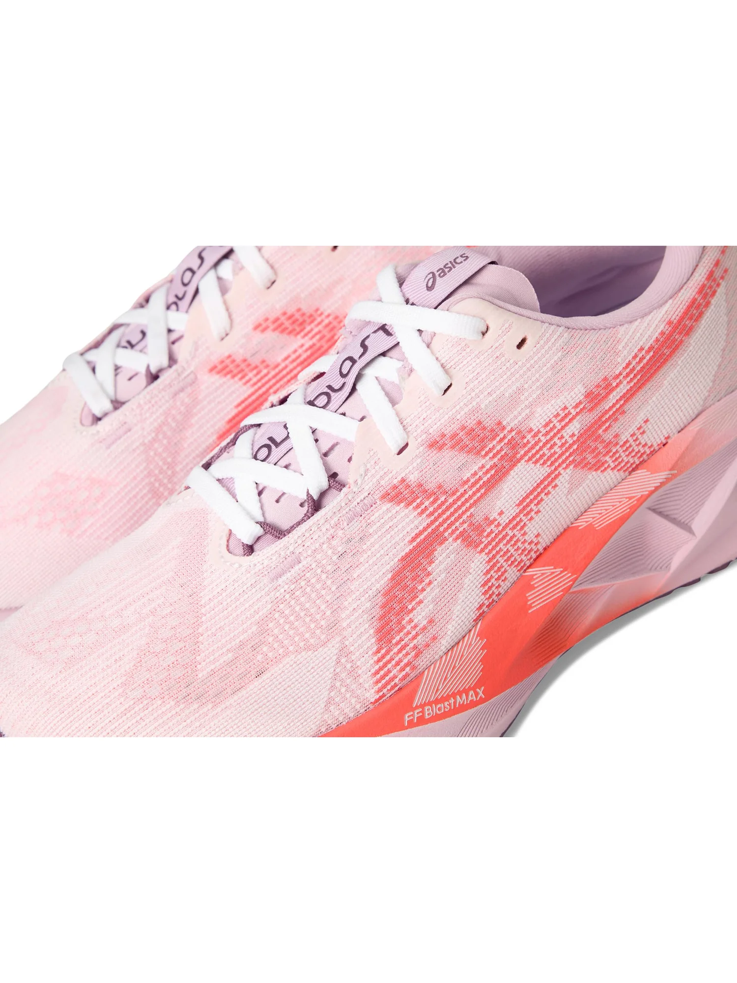 Кроссовки ASICS Novablast 5 — изображение 6 из 7, белый