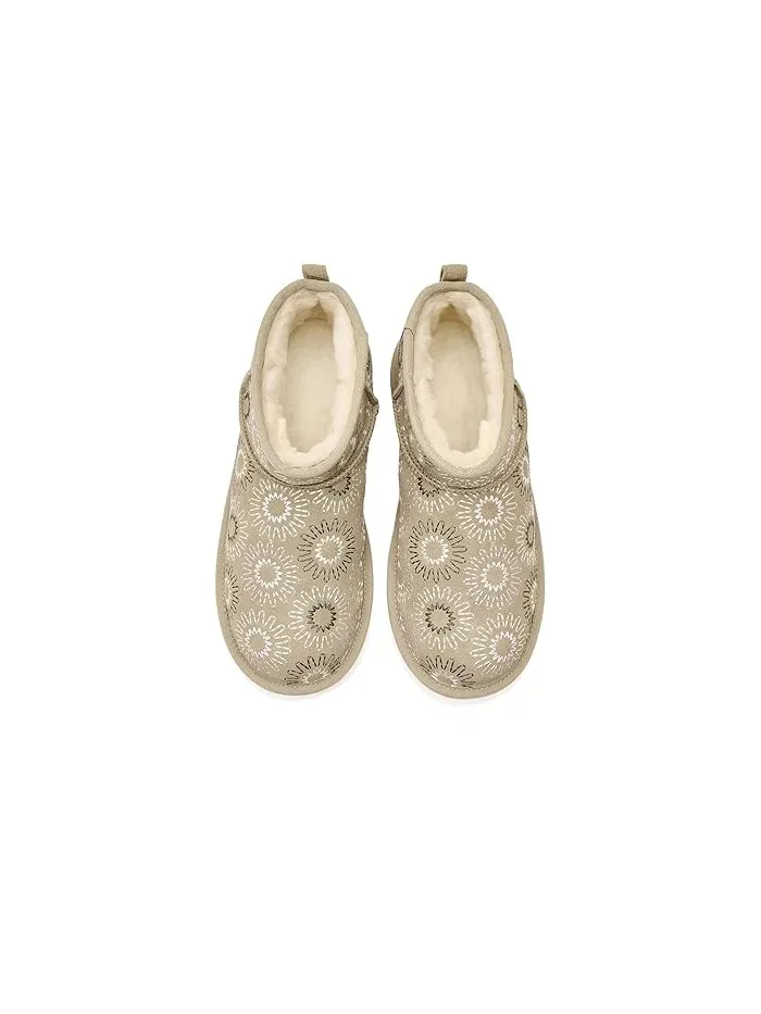 Ботинки с вышивкой Classic Ultra Mini Sun Stitched UGG Kids — 3