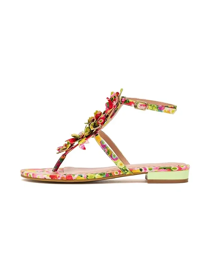 Сандалии с цветочным аппликациями Kenedy Blue by Betsey Johnson — 5
