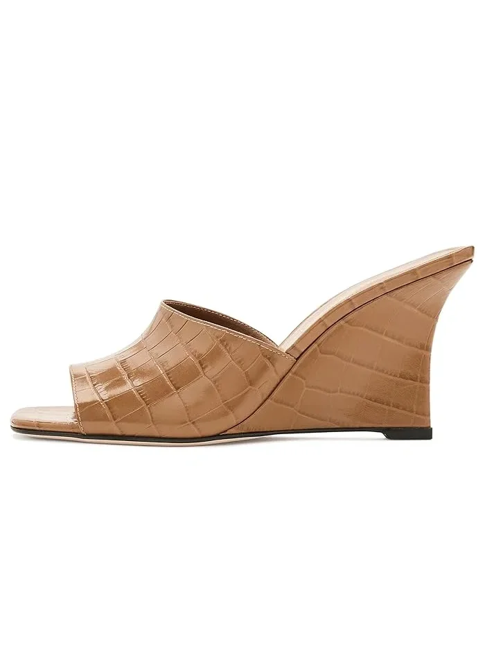 Босоножки на танкетке Vinnie Wedge Mule 85 Stuart Weitzman, Doe — 5