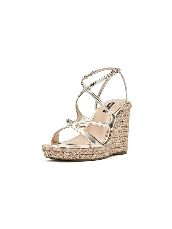 Босоножки на каблуке Adriane Nine West — 1