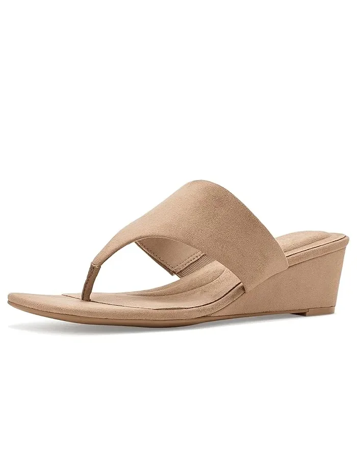 Босоножки на каблуке Willing Anne Klein — 1