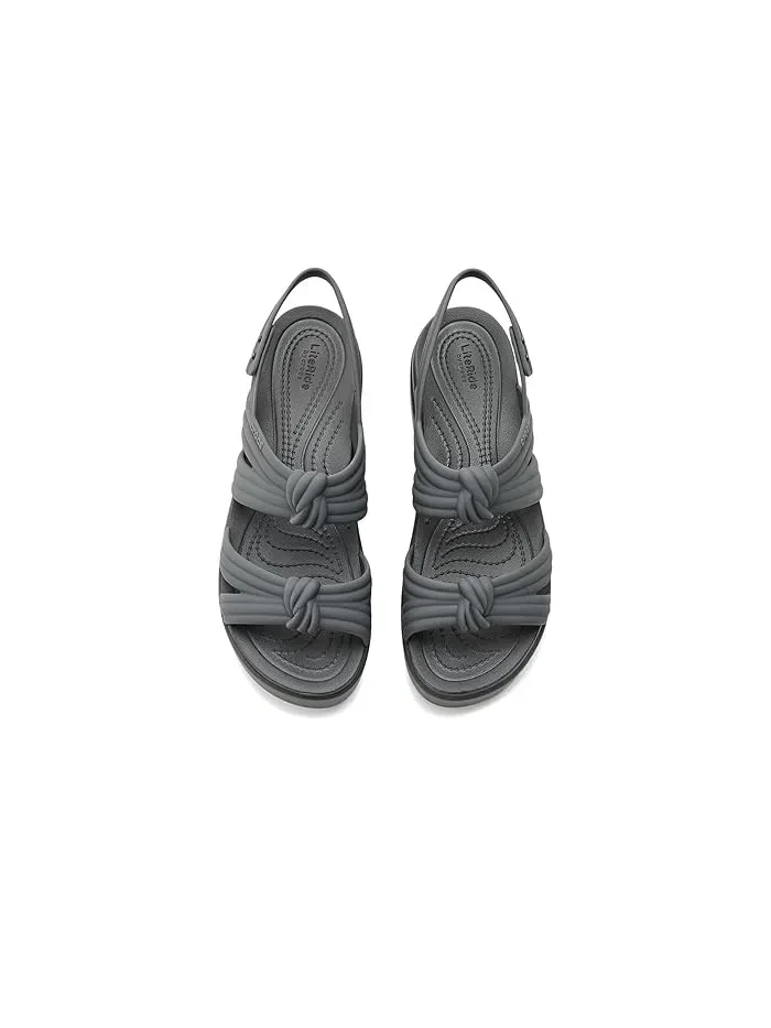 Босоножки на платформе Brooklyn Knot Low Wedge Crocs, Carbon Knot — 3