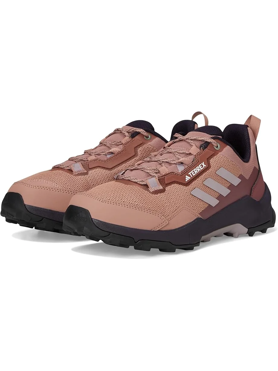 Треккинговые кроссовки adidas Outdoor Terrex AX4 Hiking Shoes — изображение 1 из 7, красный
