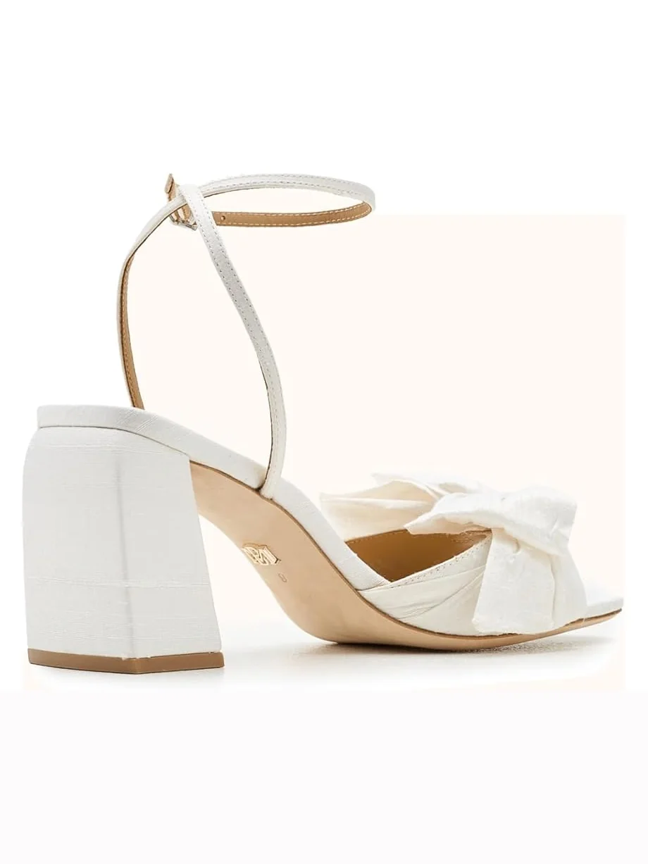Женские туфли Badgley Mischka Olani — изображение 2 из 5, белый