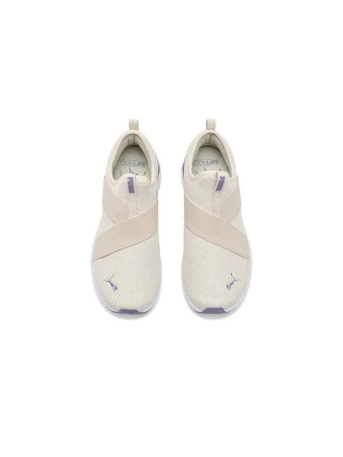 Кроссовки тренировочные Softride Harli Slip-on Floral PUMA — изображение 3 из 5, белый