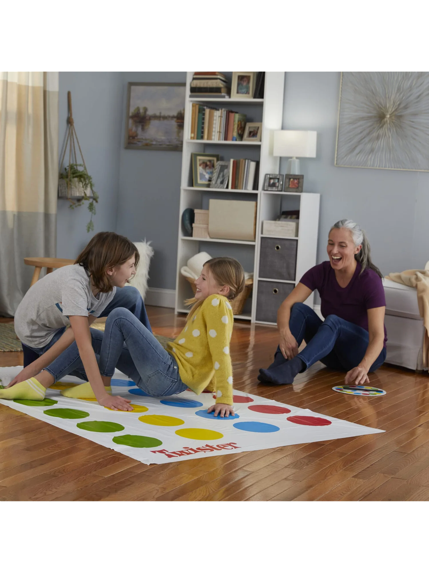 Hasbro Twister классическая настольная игра, цветной коврик — изображение 8 из 11, разноцветный