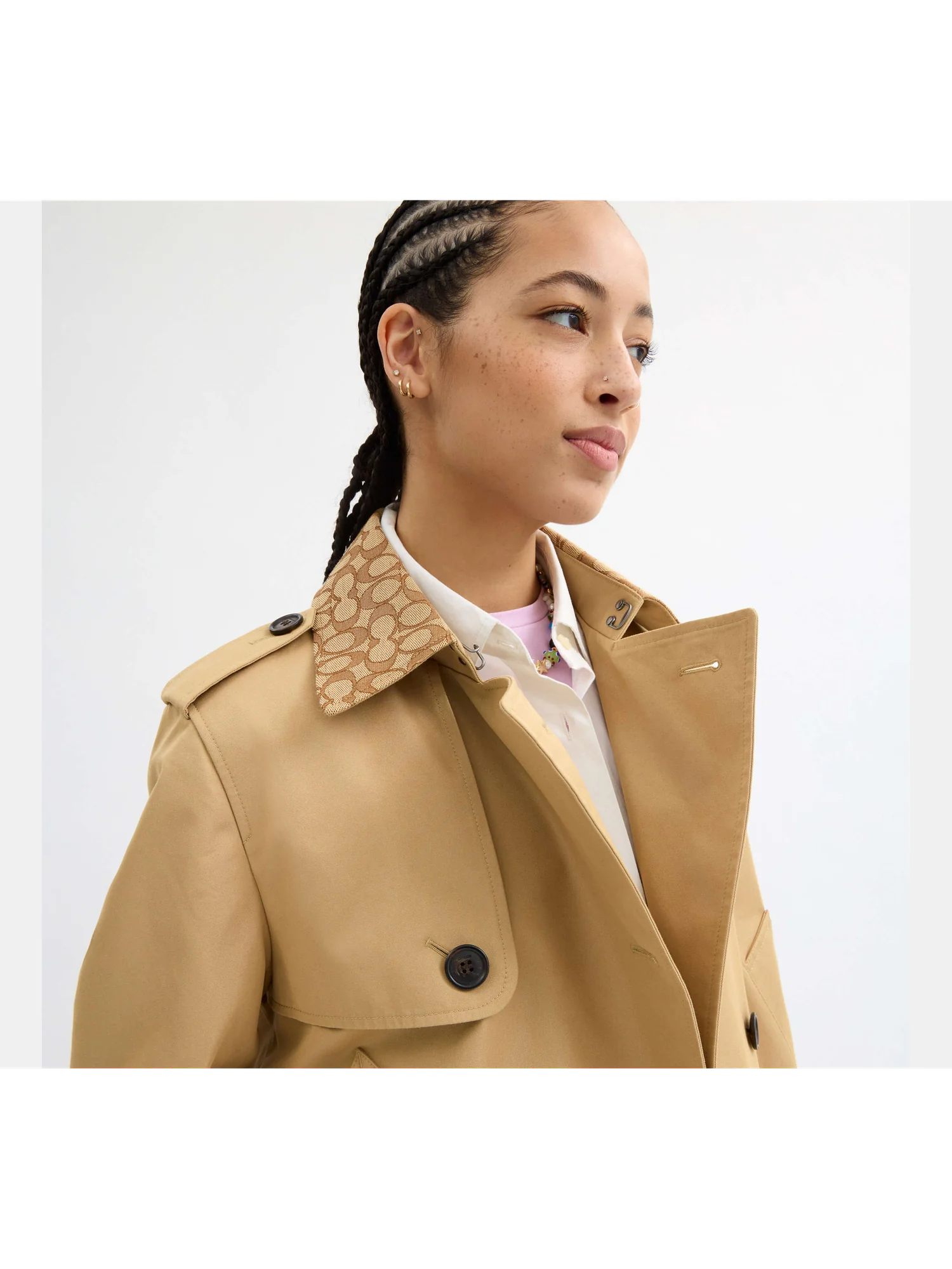 Короткий тренч Coach с фирменным воротником — 2