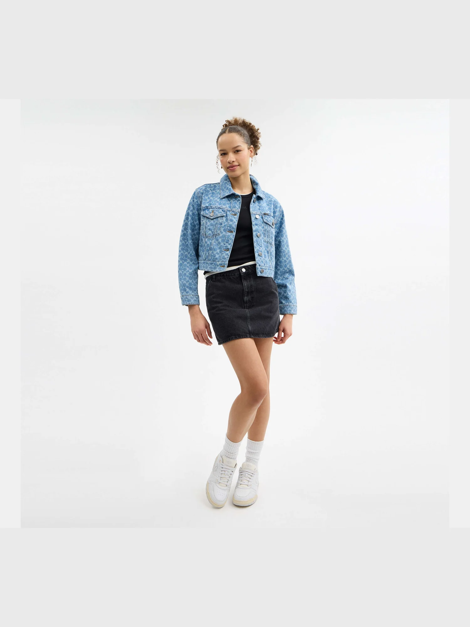 Джинсовая куртка Coach с монограммой — 16