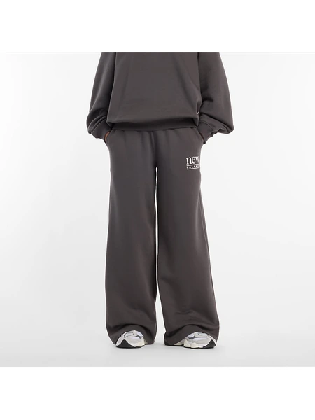 Брюки New Balance Reimagined Fleece черные