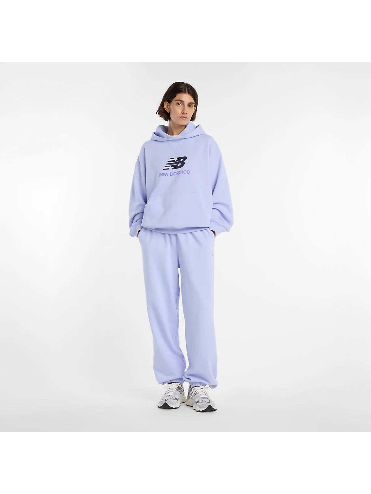 Худи New Balance Athletics French Terry Logo — 2