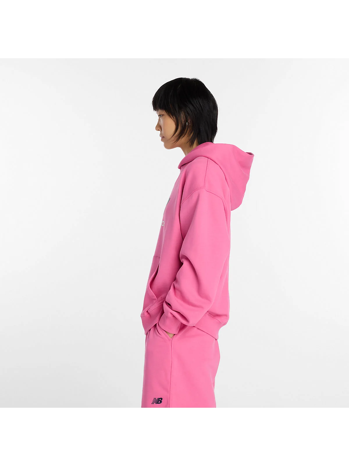 Худи New Balance Athletics French Terry Logo — 5