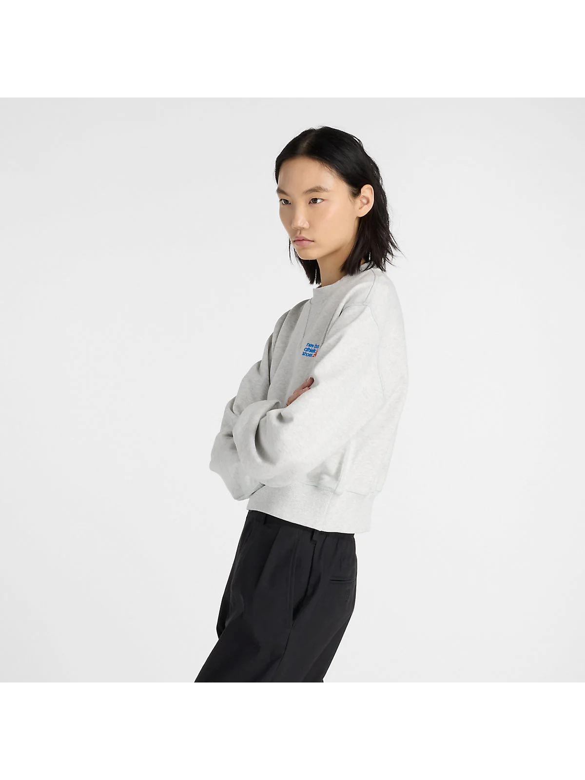 New Balance Athletics Premium Logo Relaxed Crop Crew — 5
