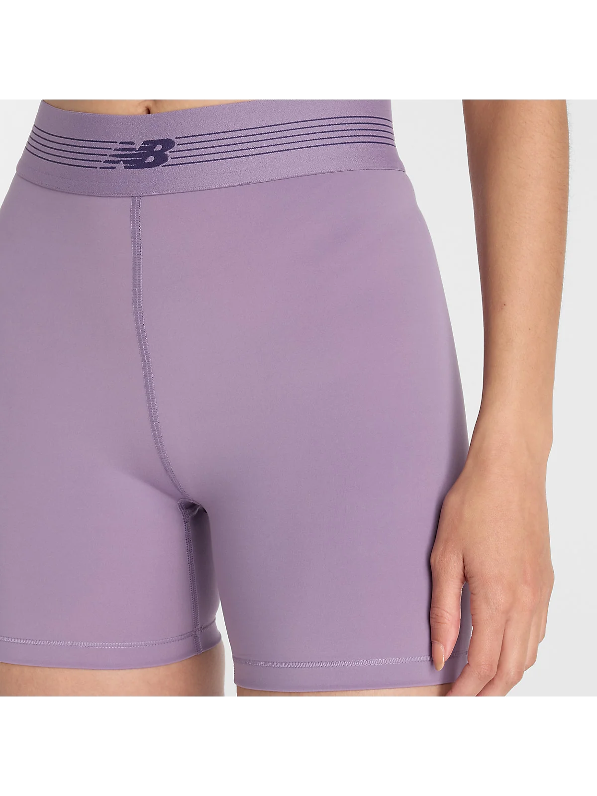 Женские шорты New Balance AC Fitted Short 5" — 3