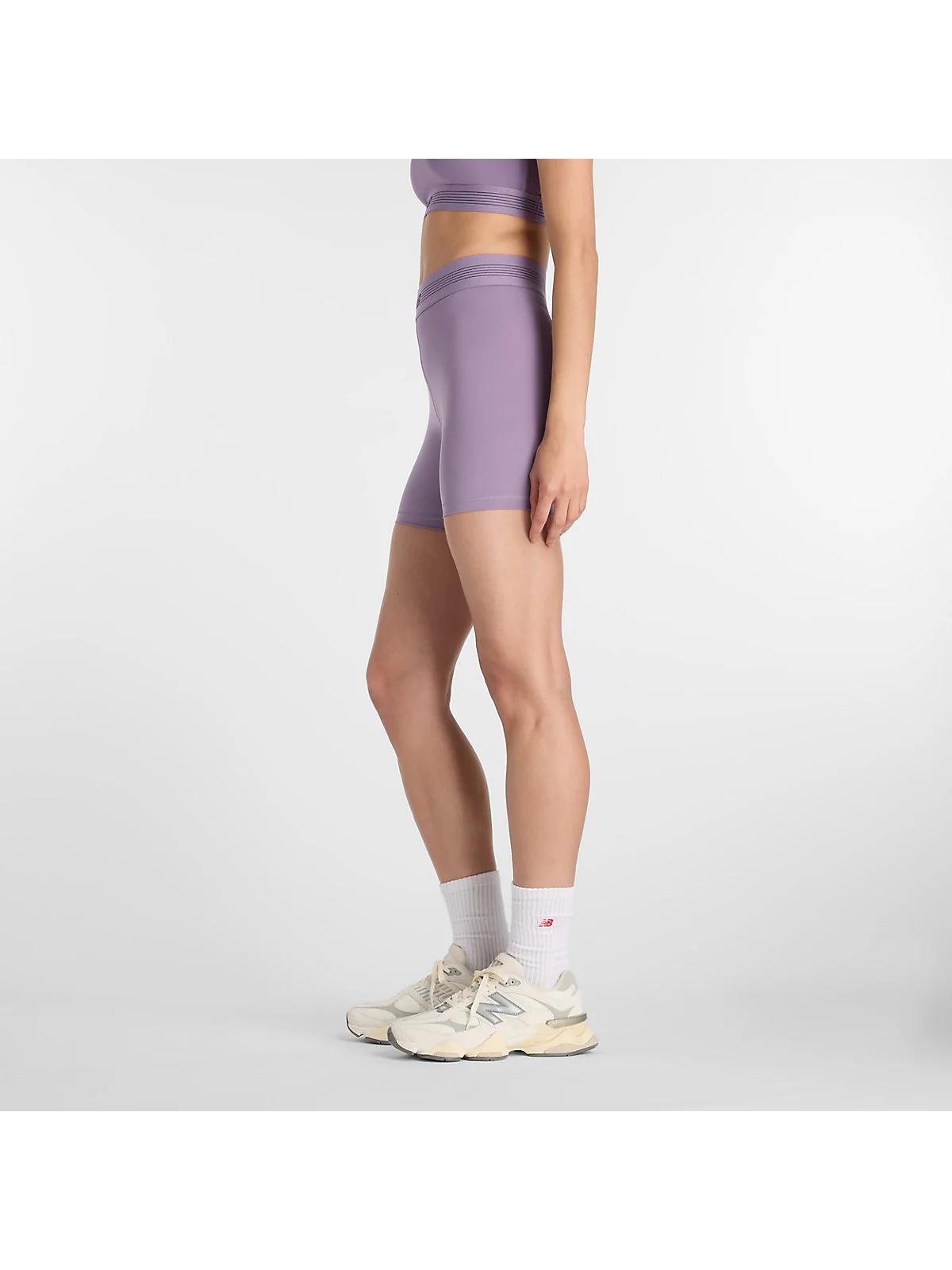 Женские шорты New Balance AC Fitted Short 5" — 5