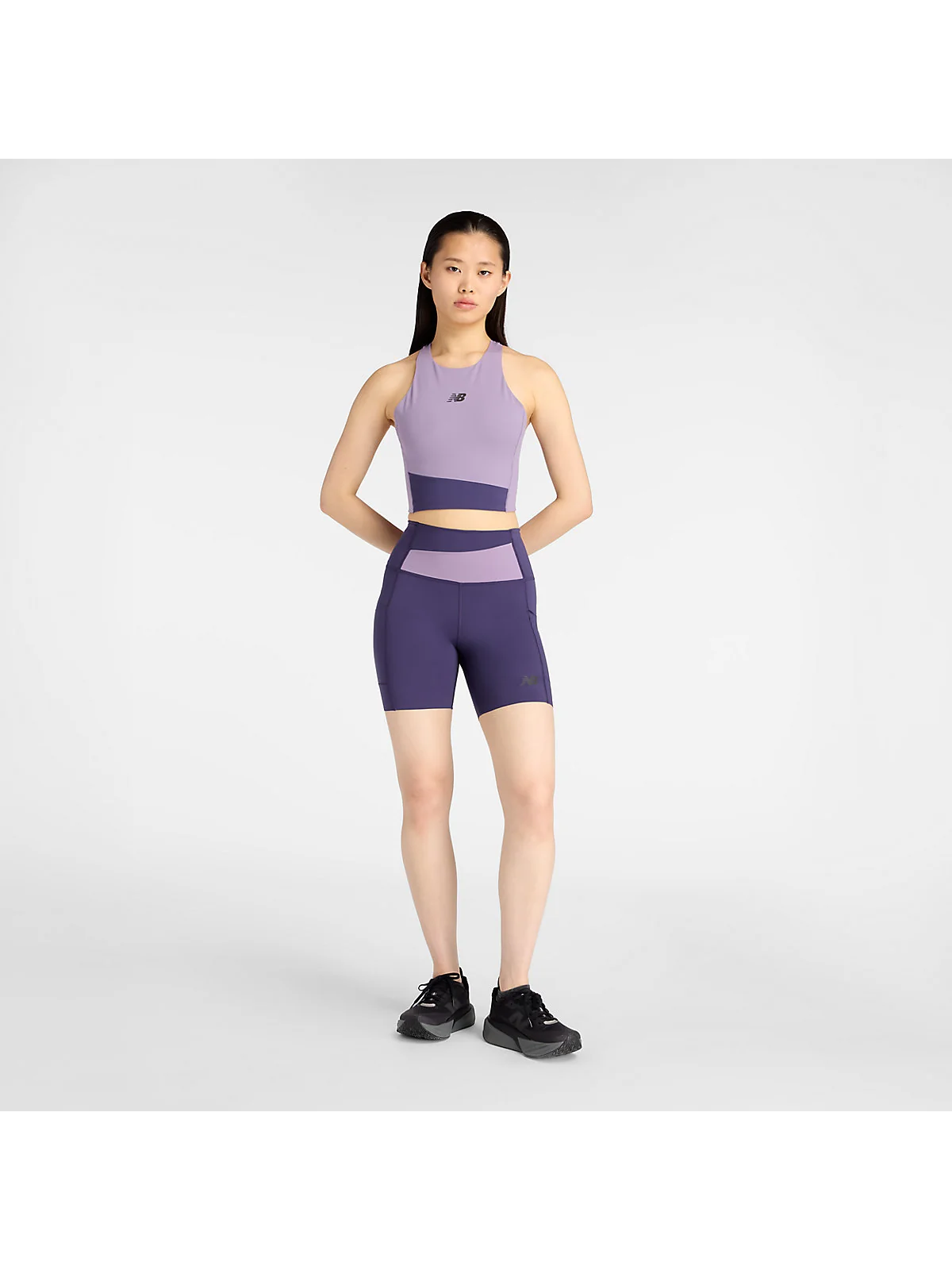 Женские шорты New Balance RC Elite Storage Short 6" — 2