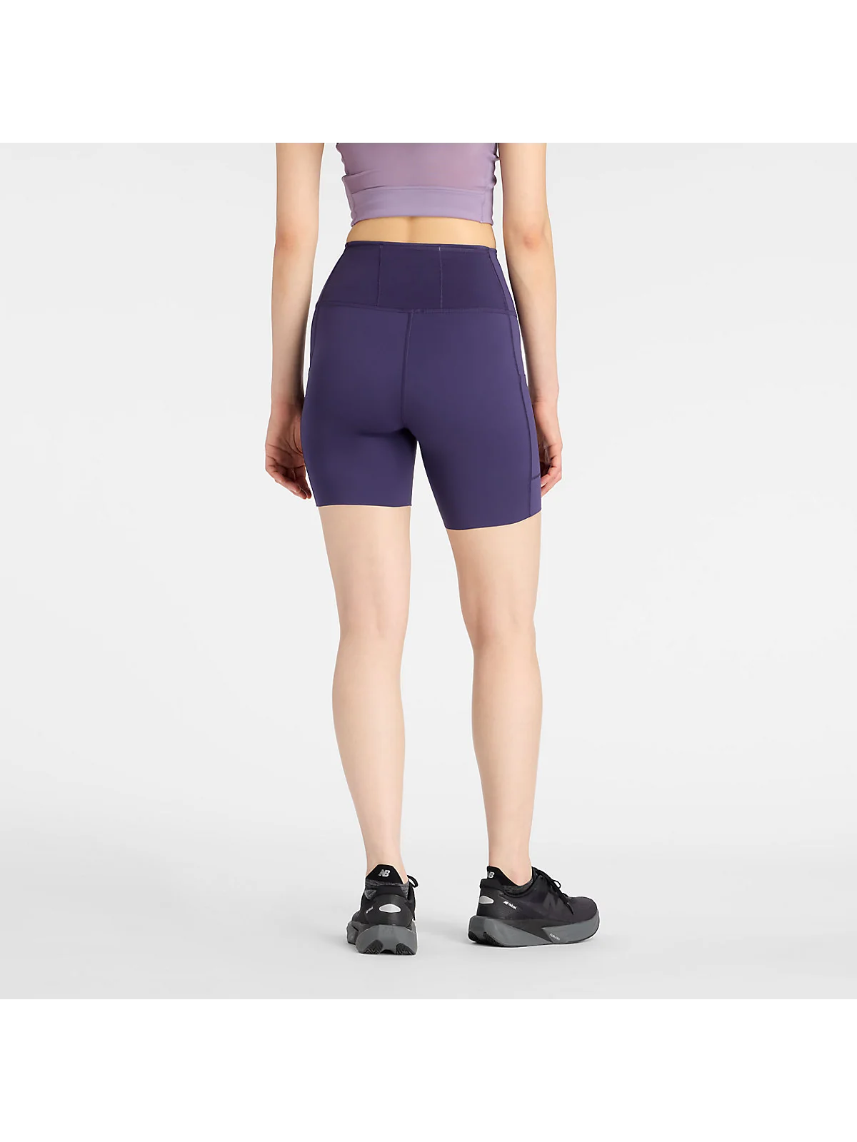 Женские шорты New Balance RC Elite Storage Short 6" — 4