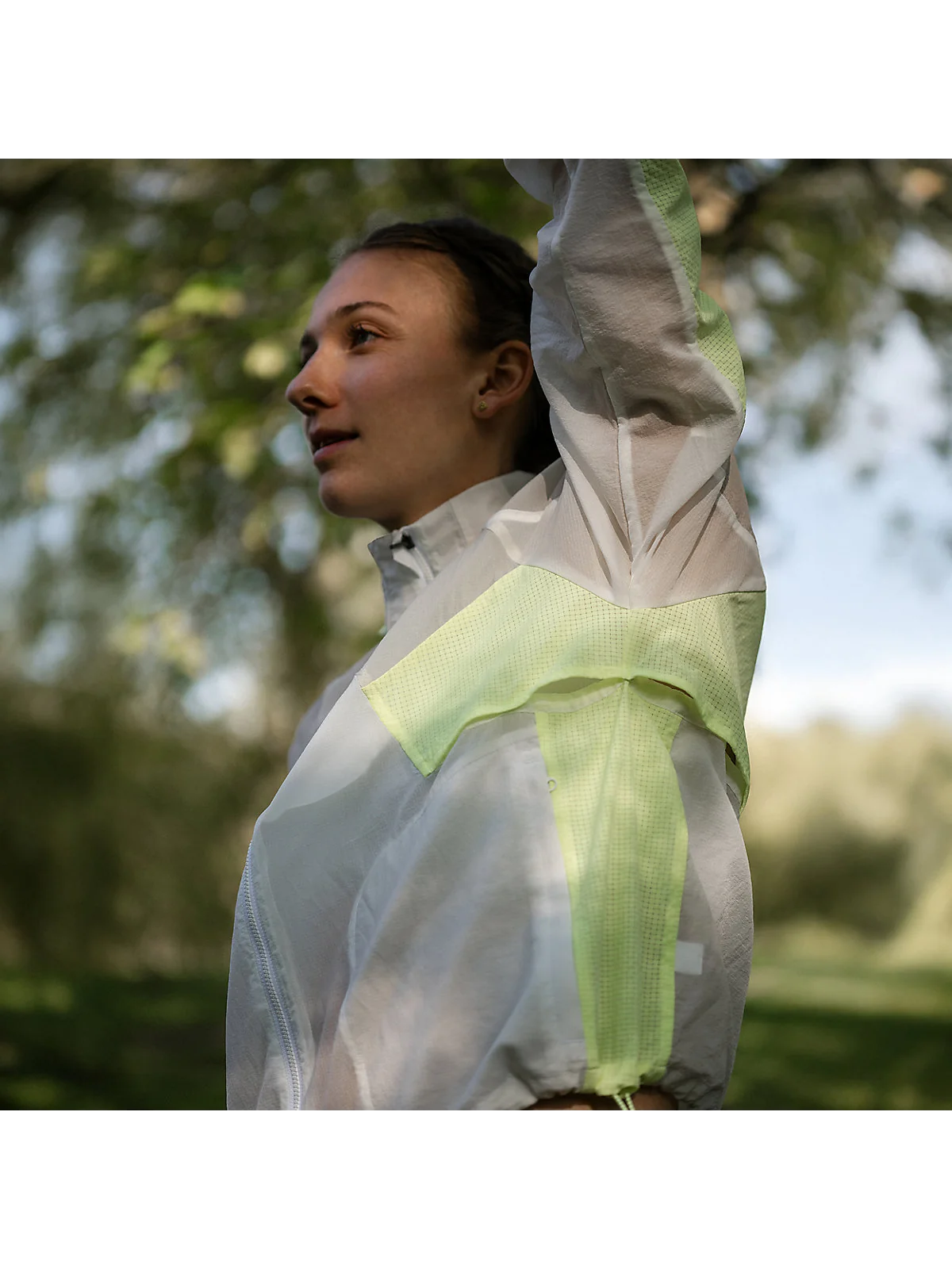 Женская беговая куртка New Balance RC Jacket — 2