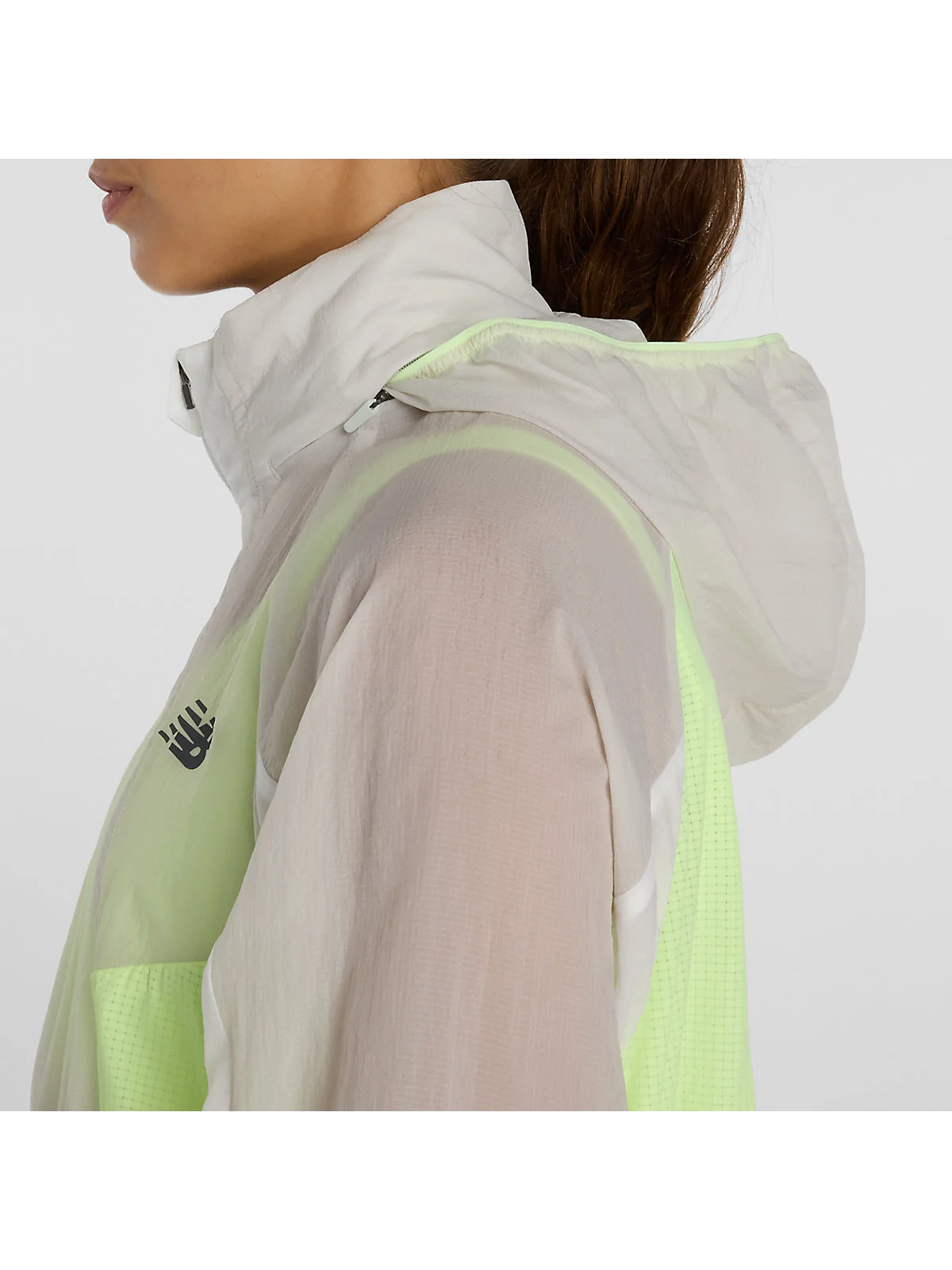 Женская беговая куртка New Balance RC Jacket — 7
