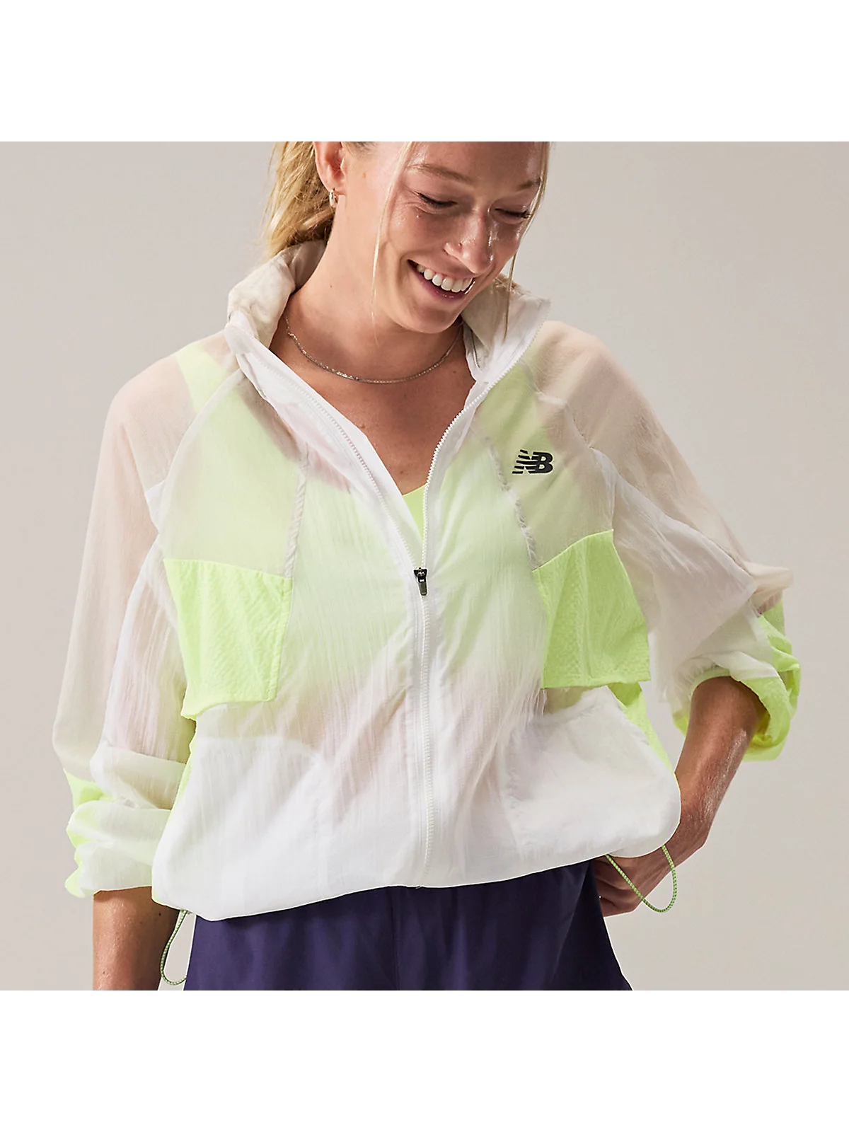 Женская беговая куртка New Balance RC Jacket — 10