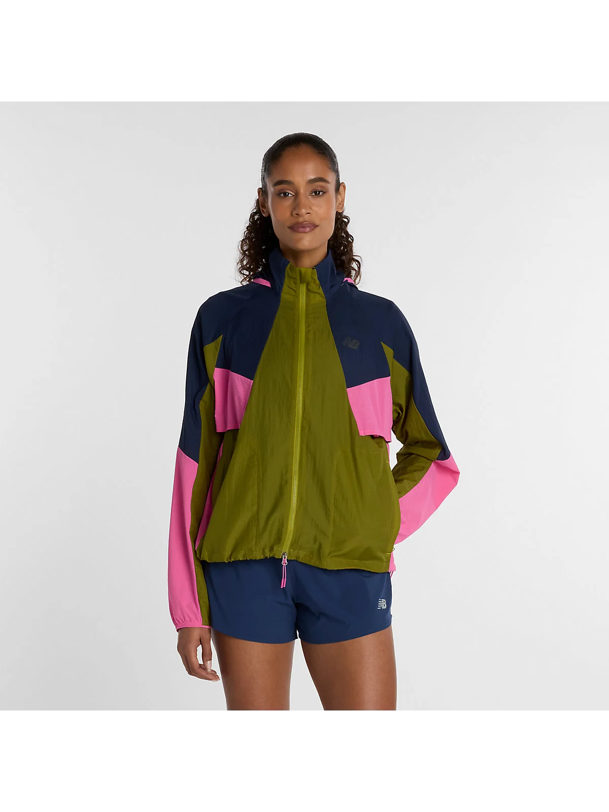 Женская беговая куртка New Balance RC Jacket — 1