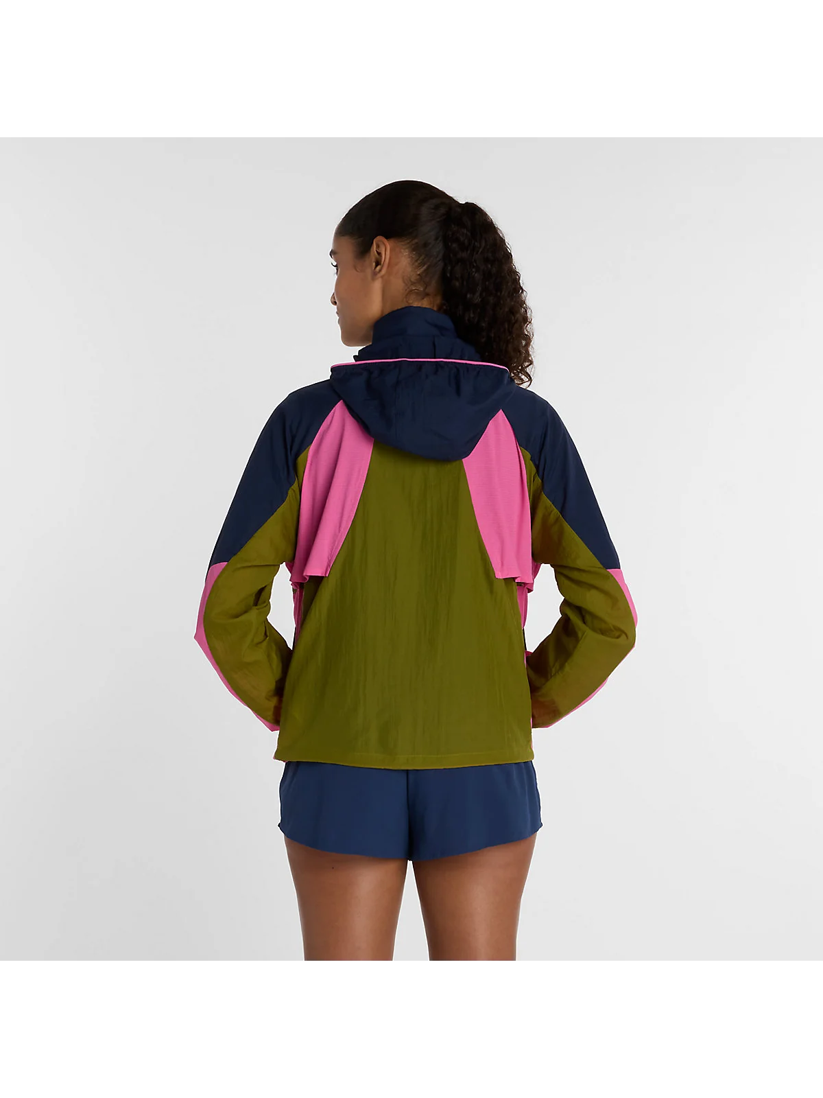 Женская беговая куртка New Balance RC Jacket — 4