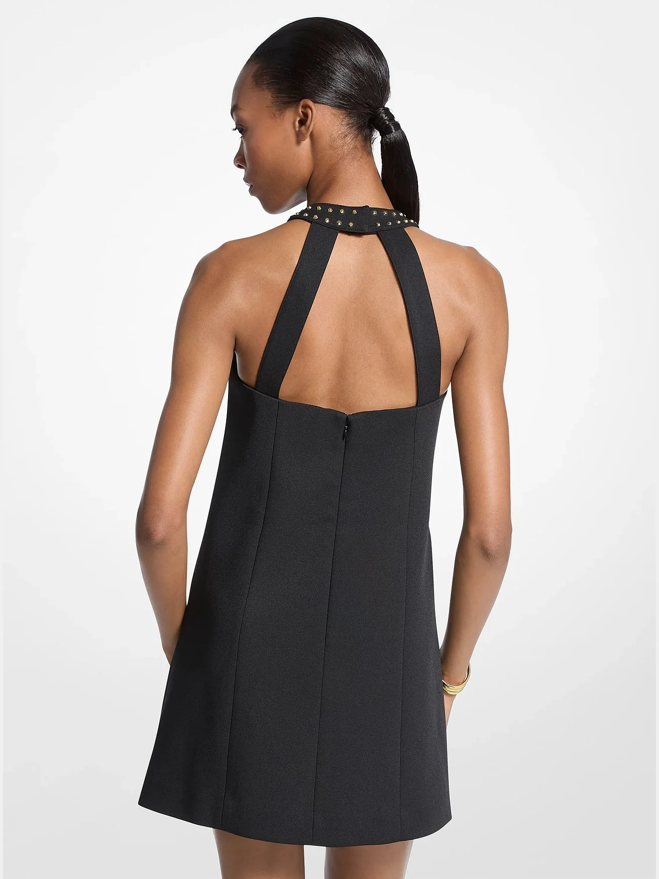 Мини-платье-халтер Michael Kors из стретч-крепа со стразами — 2