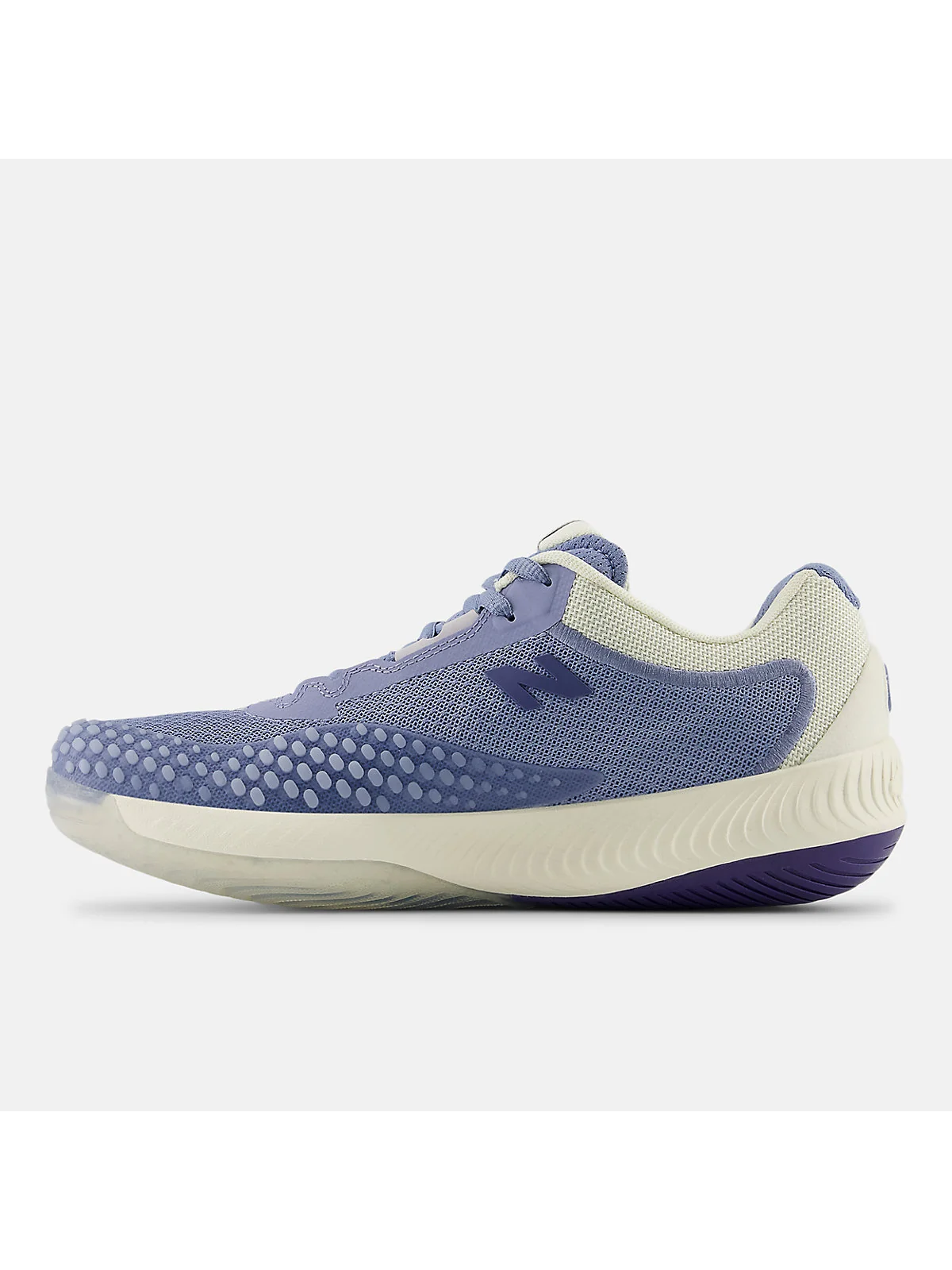 Подошва кроссовок New Balance FuelCell 996v6 с синими элементами