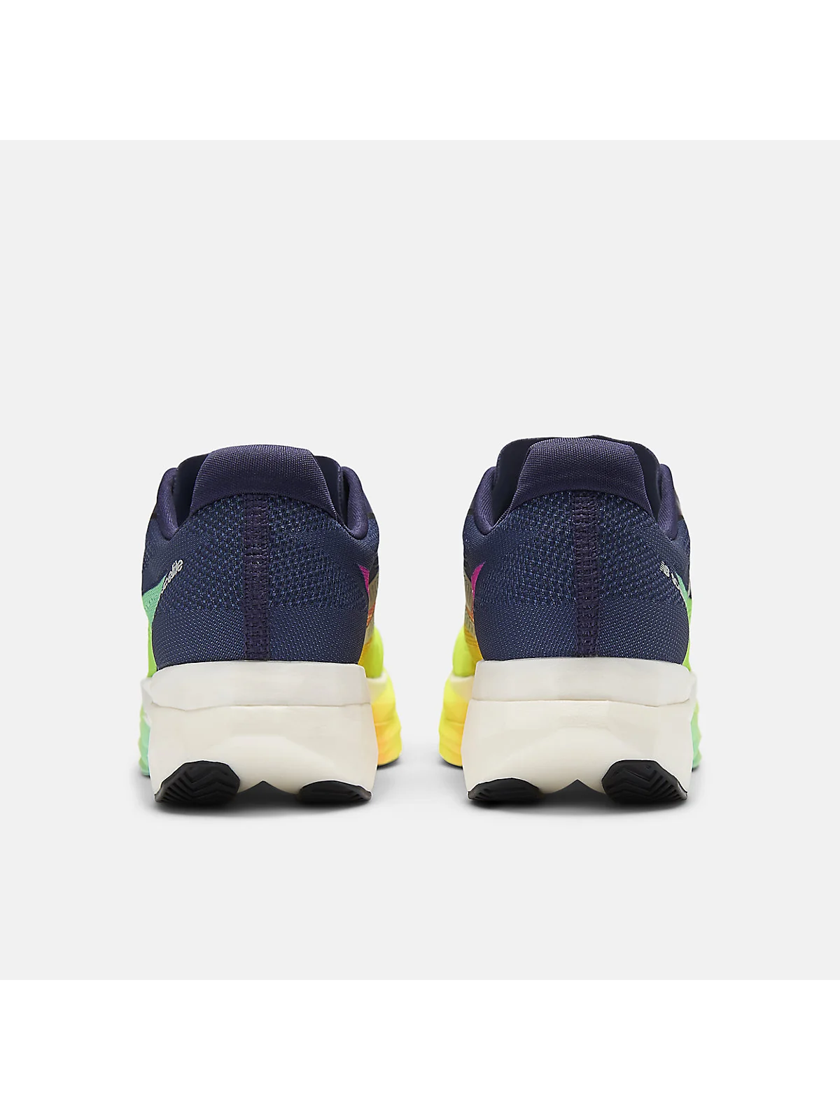 Кроссовки New Balance FuelCell SuperComp Elite v5 — 5