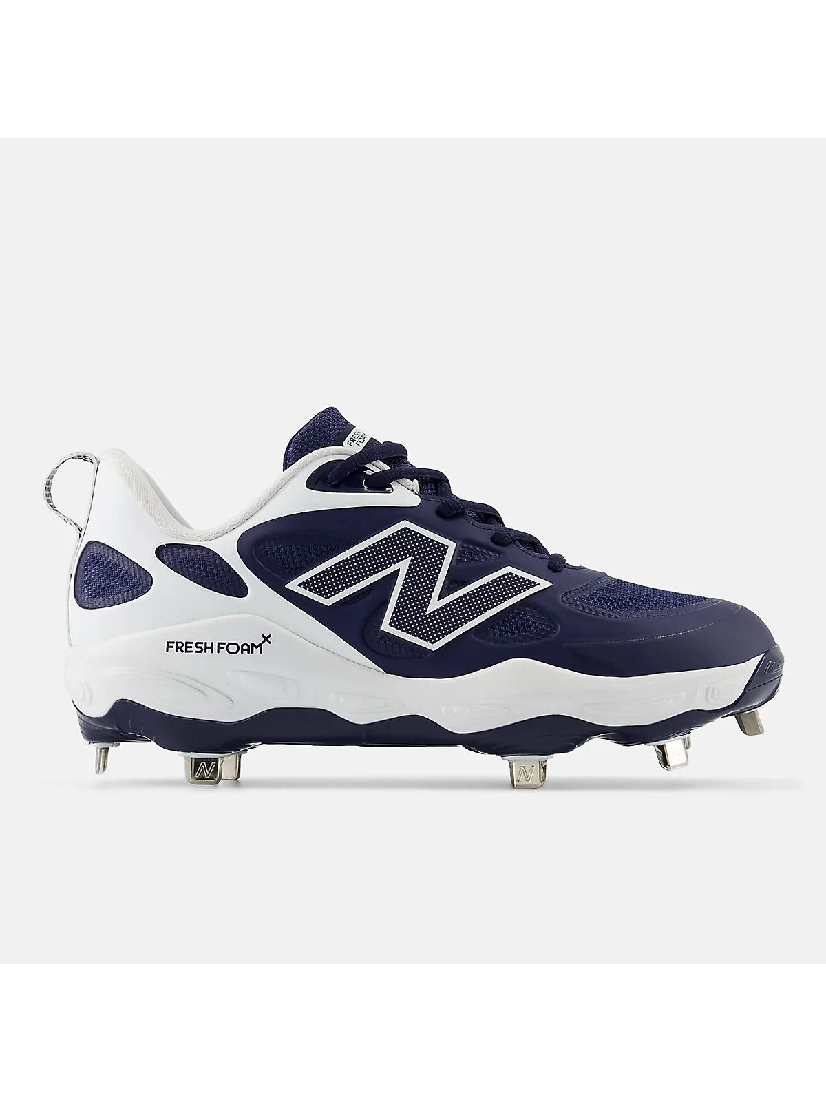 Спортивные бутсы New Balance Fresh Foam X Velo v4 Metal тёмно-синие, вид сбоку.