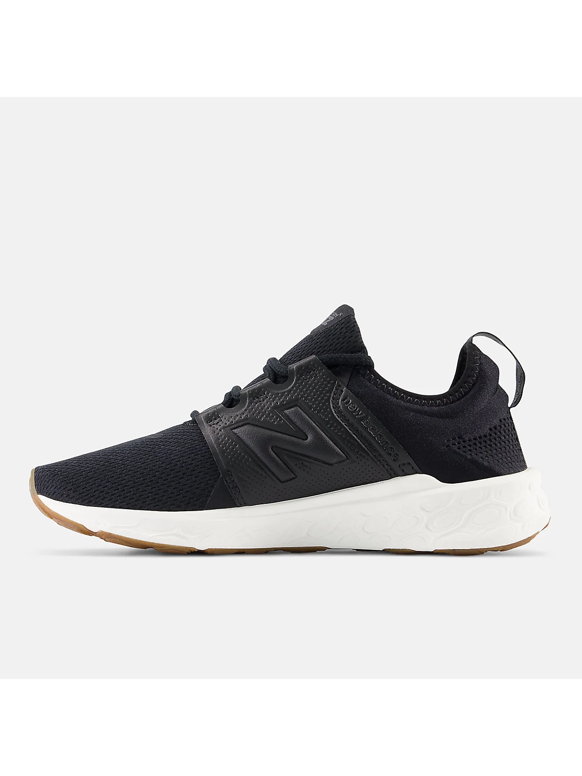 Кроссовки New Balance Cruz v3, вид подошвы с рельефом