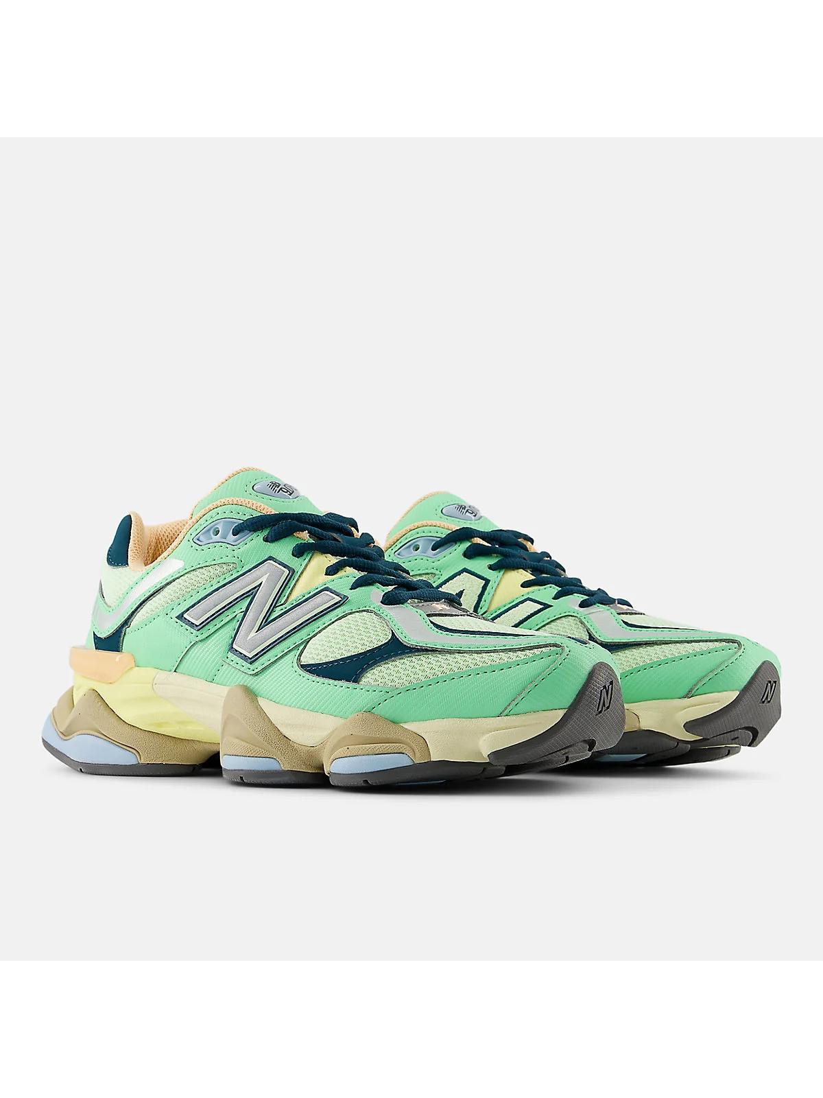 Кроссовки New Balance 9060 — 2