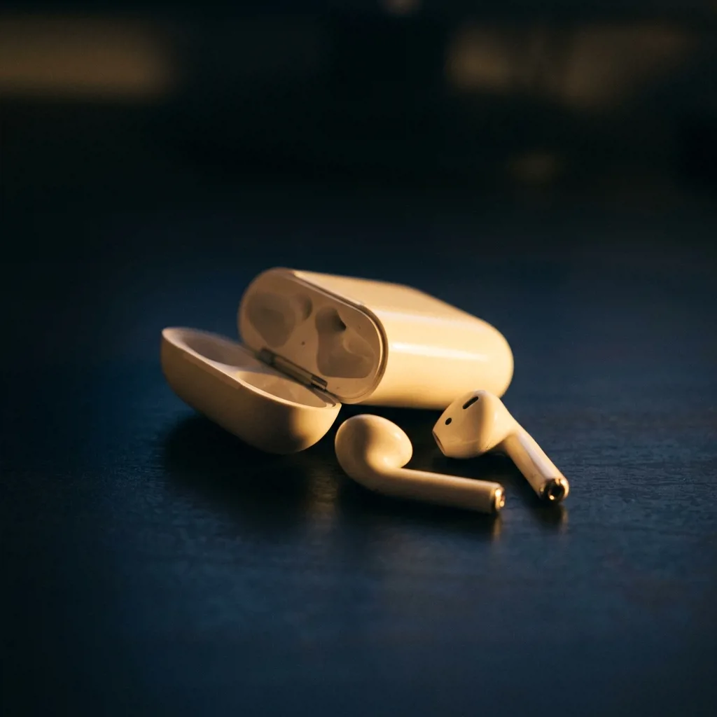 AirPods 2 и AirPods 3 поколения — скупка наушников в Санкт-Петербурге