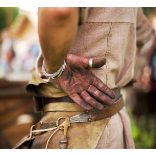 LEICA-CAMERA-AG__128106896-128201377_966