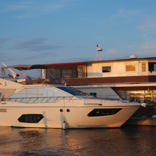 2H7A1930-web2000x3000U20