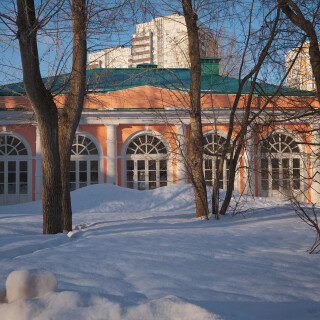 0M1A0395-web1980x3000U20