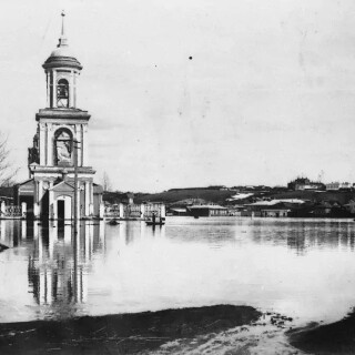 Оркестр играет ежедневно, господа пьют чай, Петропавловск топит: как упоминали о паводке 100 лет назад